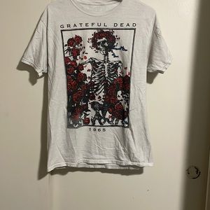 Skeleton with flowers